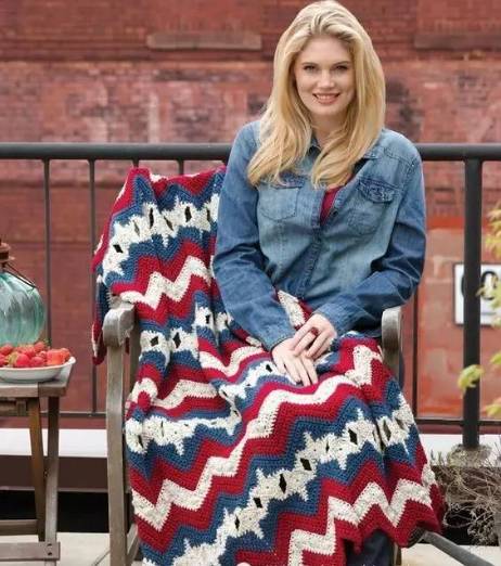 钩针拼花四叶草祖母方格毯,初学钩针100款盖毯教程