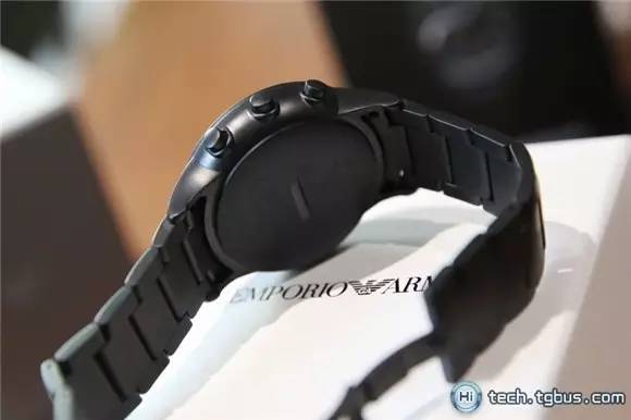 安普里奥阿玛尼商务智能防水手表,安普里奥阿玛尼ar1998手表真假