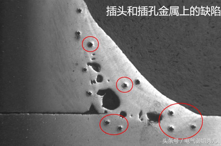 插座冒火花，真的没事吗？