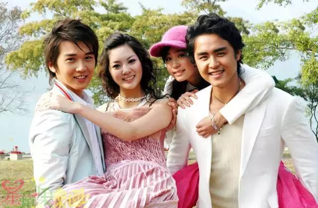 看杨幂职场着装如何搭配,袁姗姗和杨幂同款运动装