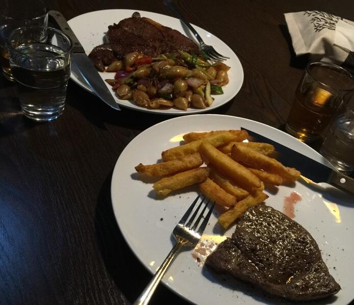 让你印象最深刻的牛排餐,新年的第一餐火锅