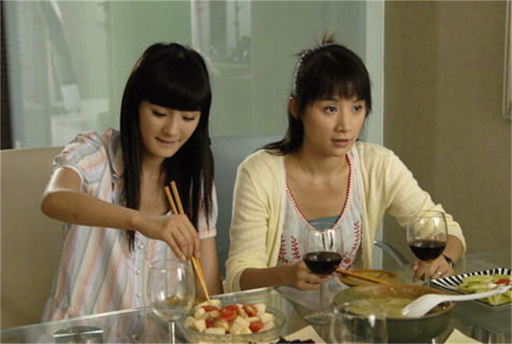 杨幂红过章子怡,当年青涩的杨幂