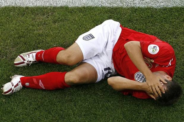 世界10大悲情英雄,足坛十大巨星流泪时刻