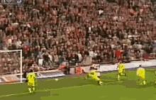 足球集锦搞笑特辑足坛欢乐瞬间,盘点那些足球场上的足球搞笑视频