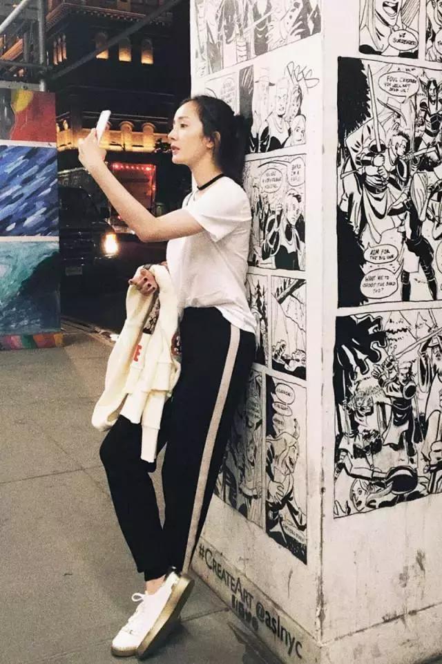 看杨幂职场着装如何搭配,袁姗姗和杨幂同款运动装