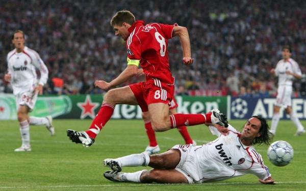 盘点足球史上最伟大的十位中场,史上最伟大的足球视频