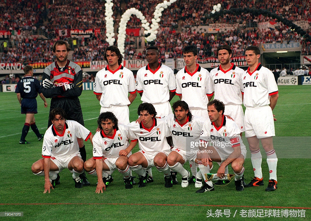 what足球,what鞋是什么牌子