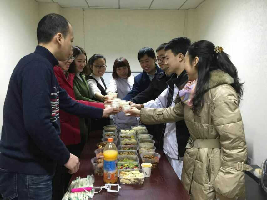 解放军306医院除夕之夜倒计时与正计时