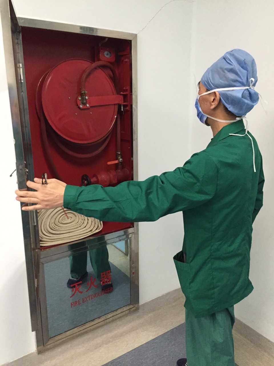 解放军306医院除夕之夜倒计时与正计时