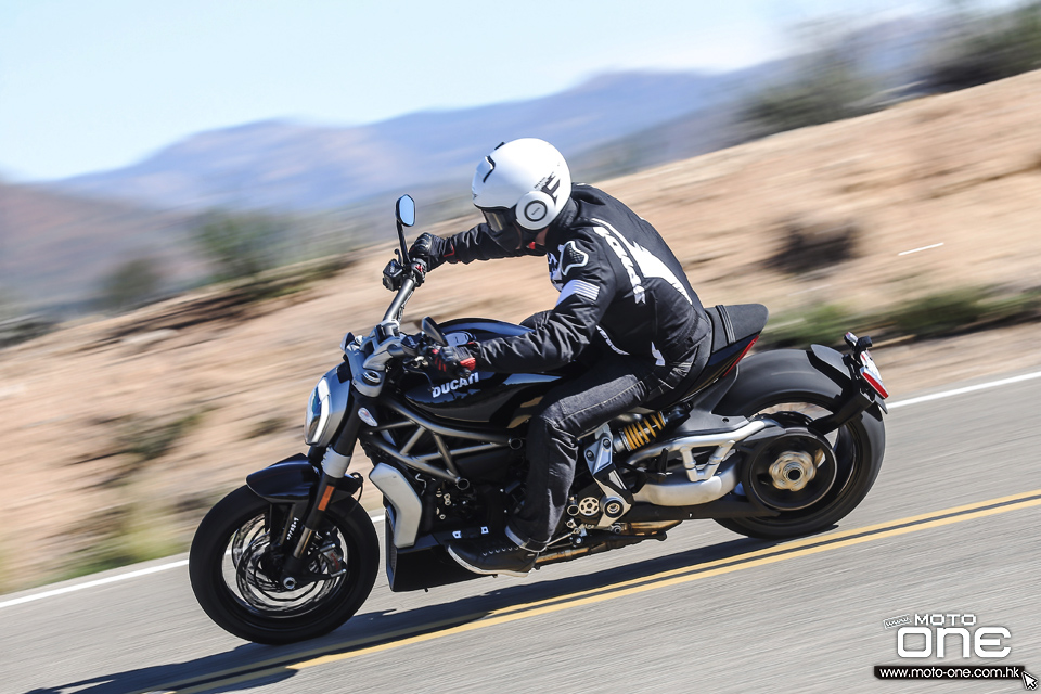 2016款杜卡迪大魔鬼XDIAVELS海外评测