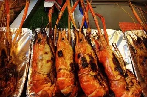 泰国十大必吃美食地,泰国最好吃的美食试吃