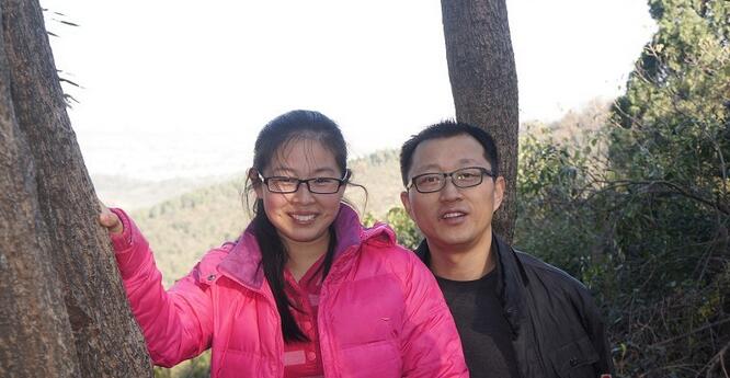 新闻追踪：好医生魂归故里莘县九百乡亲村口迎接