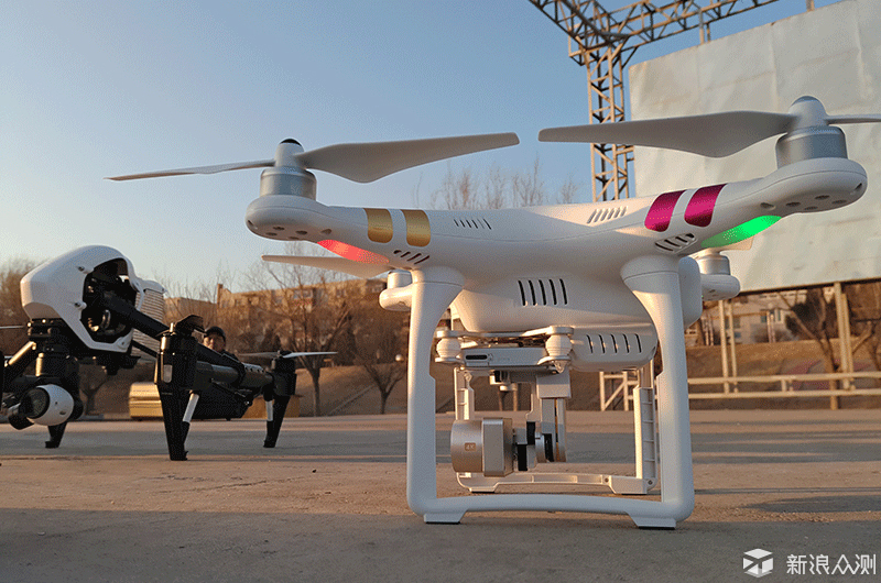 无人机也能拍电影大片儿，大疆精灵34K体验评测