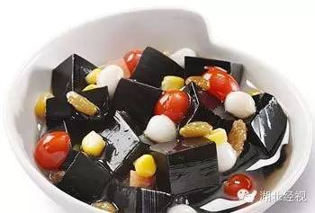 龟苓膏什么人不宜吃,阿胶龟苓膏啥东西