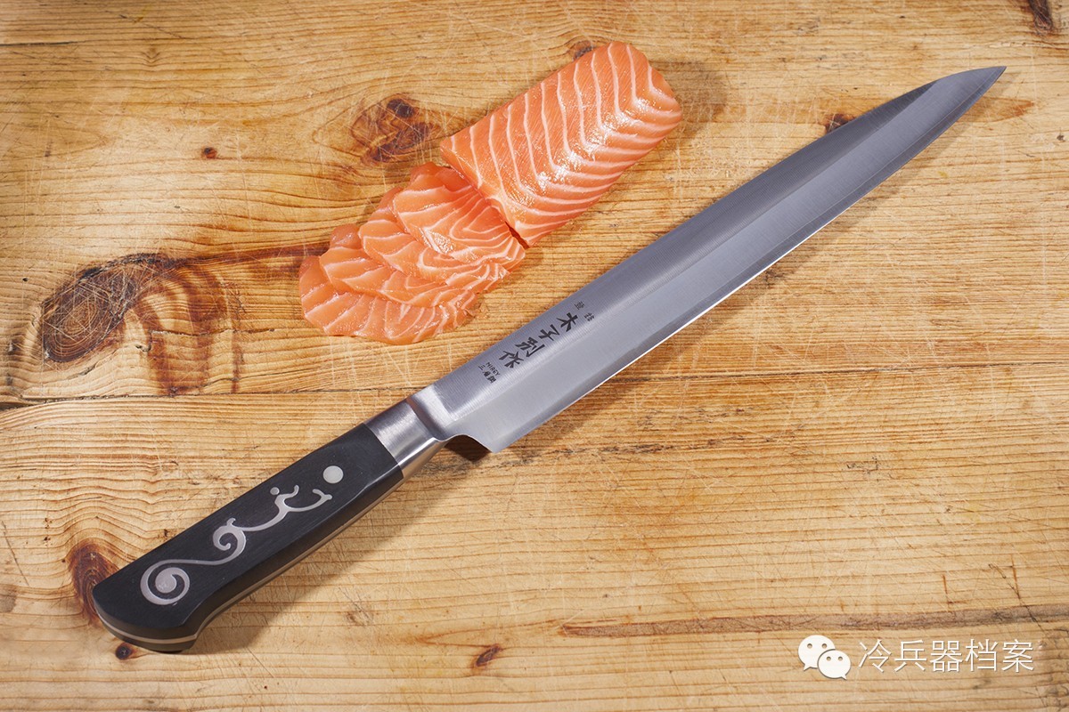 厨房冷兵器大比拼:德系VS日系
