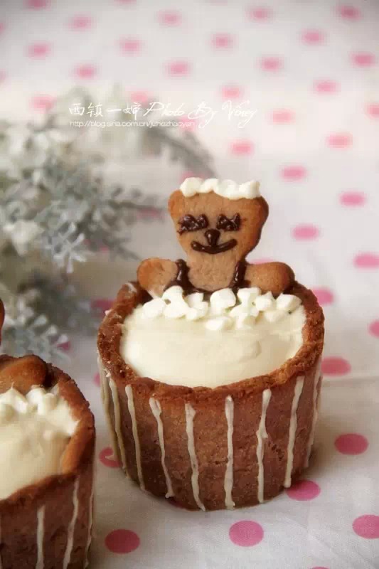 和宝宝一起做简单小熊饼干的面点,做美食的小熊饼干