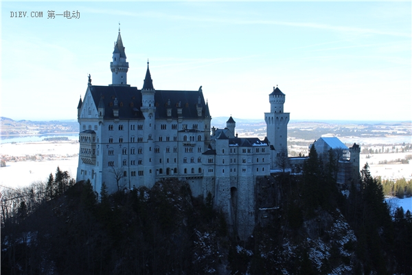 蜜月旅行惊现知豆比亚迪，顺着德法瑞意饱览欧洲的新能源汽车