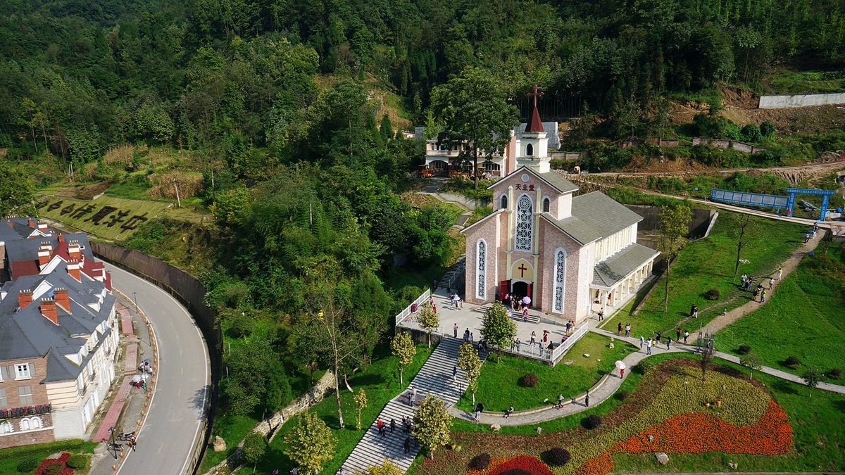 51成都周边游玩景点推荐,成都周边游玩的地方推荐一下