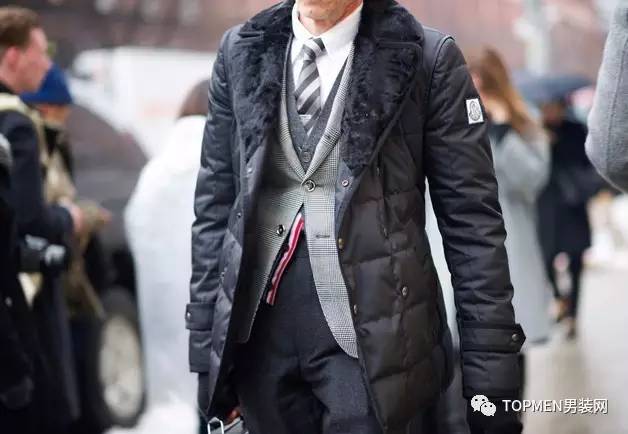 所有好看保暖的羽绒服韩版的,有哪些好看又实惠的羽绒服品牌