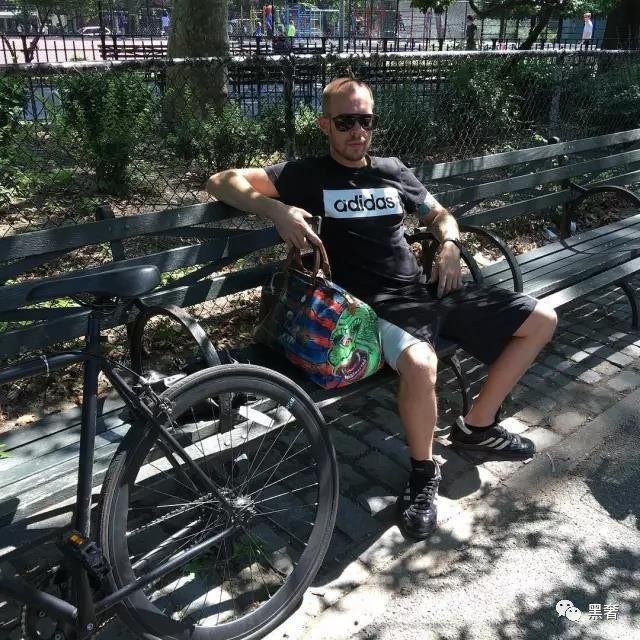 限量款算什么，我的Hermes、LV都是全球独家定制！