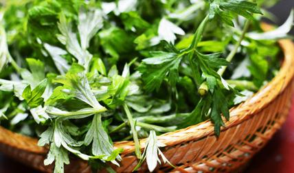 痛经不只喝热水！痛经小食方,饮食才是关键!