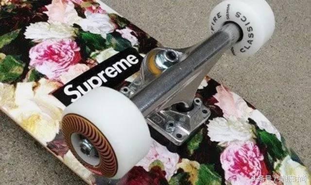 Supreme吃了LV的官司,绑了水原希子,却征服了Kate