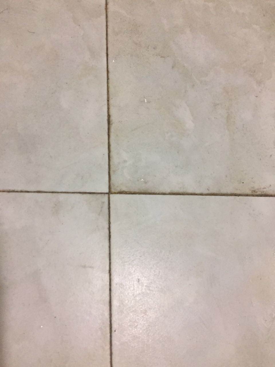 白水泥勾缝后还能美缝吗,白水泥勾缝如何清缝