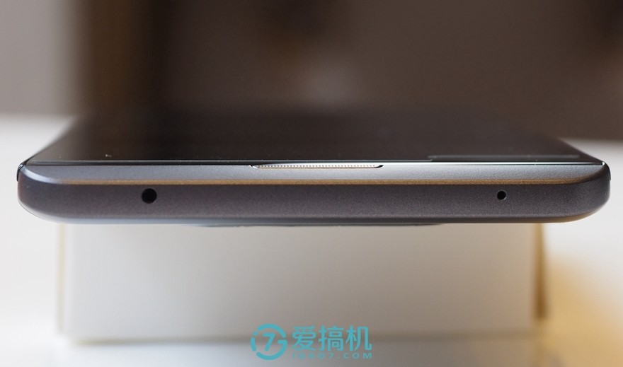 不一样的手机lg,不一样的双屏手机