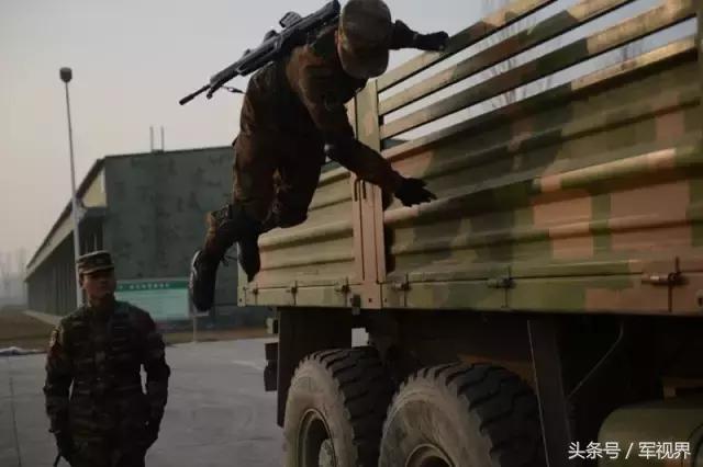 看我后勤兵72般绝技！