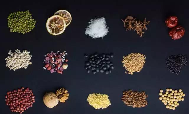 一碗普通的粥都能做的如此惊艳,一碗粥就能让我觉得人间值得