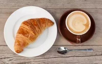 魔都热门甜品店畅销冠军单品，吃货人手一份！