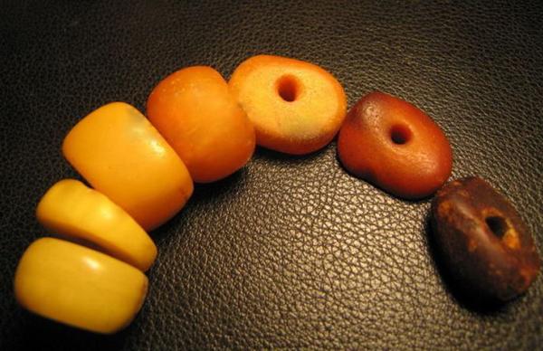 鉴别真假老蜜蜡最直接的方法,教你如何望闻问切自测皮肤类型