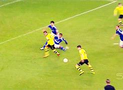 c罗足球场上搞笑瞬间,c罗训练打远角尴尬瞬间