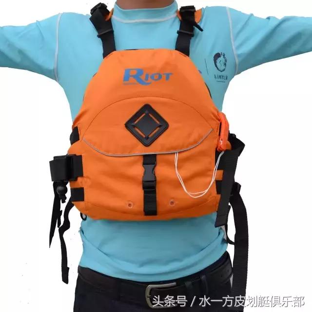 第一次玩皮划艇需要注意什么,休闲皮划艇上艇技巧