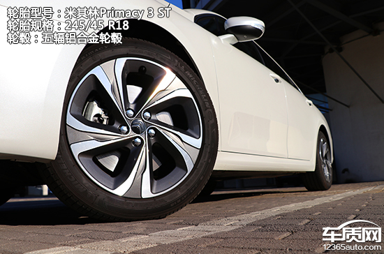 试驾新一代雪铁龙c6,2017年雪铁龙c6旗舰测评