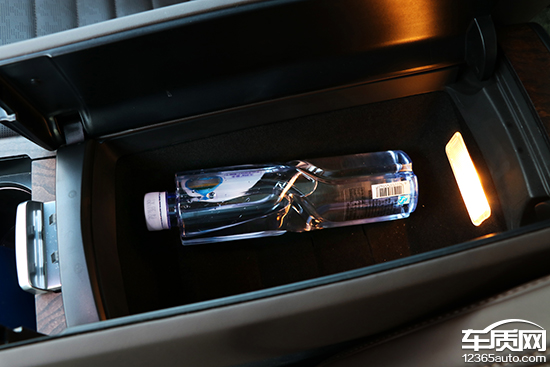 试驾新一代雪铁龙c6,2017年雪铁龙c6旗舰测评