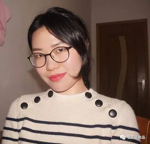 不专业评测,史上最全国产唇膏试色测评