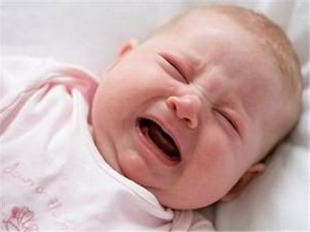 婴儿便秘吐奶严重怎么办,宝宝吐奶和便秘的解决方法