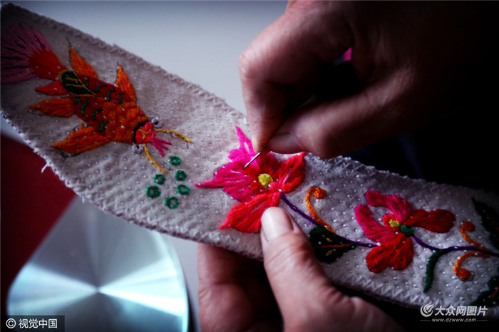 做绣花鞋垫全过程,做绣花鞋垫的全过程