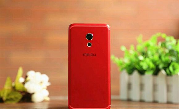 用了3部魅族了，想谈谈对魅族的爱与恨