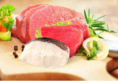 了解这几点帮助你的狗狗提亮毛发,狗狗的毛发干燥没光泽