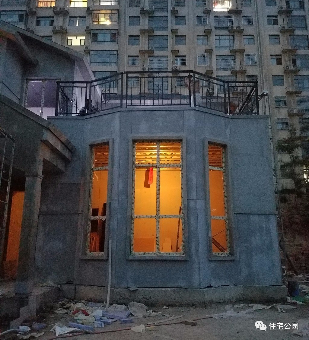 他花25万城郊盖栋轻钢房为何却羡煞了100万城市买楼的发小？