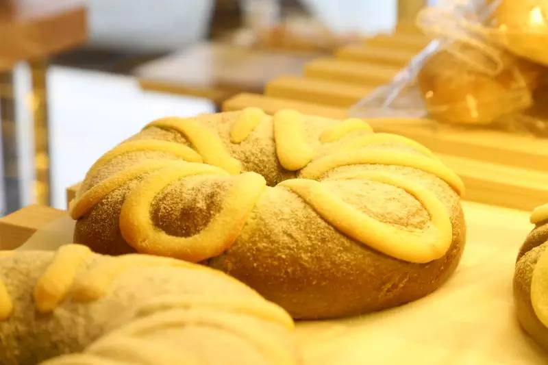 宜兴最好的事是我们一起牵手去等待一炉“面包好了”！