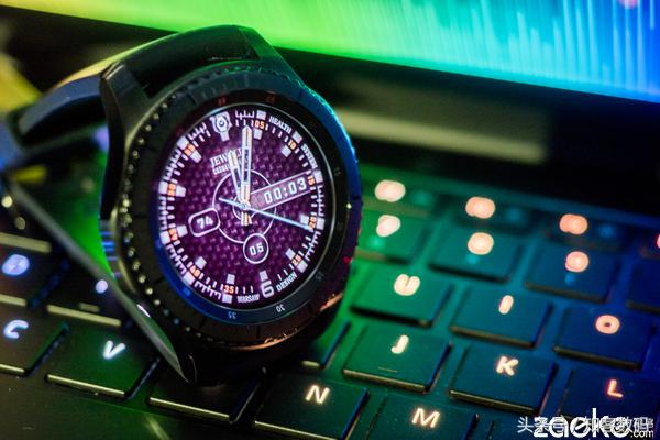 三星手表gears3现在还值得买不,三星手表gears3经典版开箱