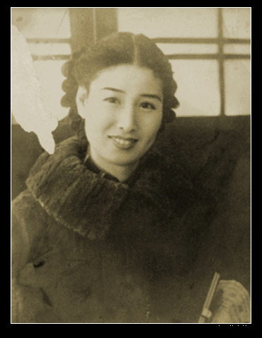 差得远了，为何非得认为《色戒》王佳芝原型是郑苹如？