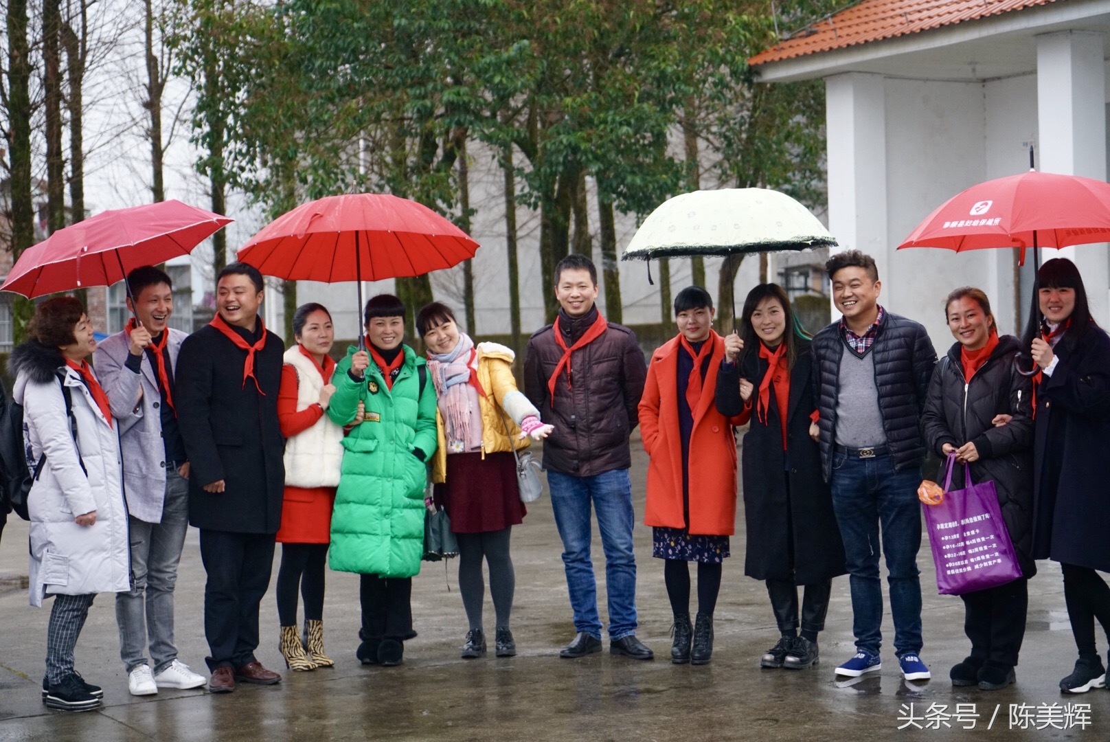 二十年再相聚青春依旧,二十年后再相会完整版视频