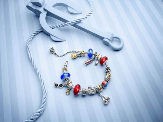 掉进盒子里的东西,掉进海绵宝宝的洞里