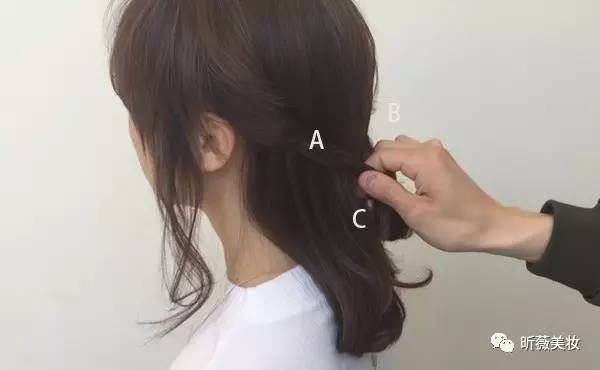 明星都爱的低马尾,超有氛围感的双马尾简单教程