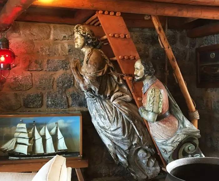 聂鲁达说,没有玩具我就没法活!那么,来看看大诗人怎么活的吧