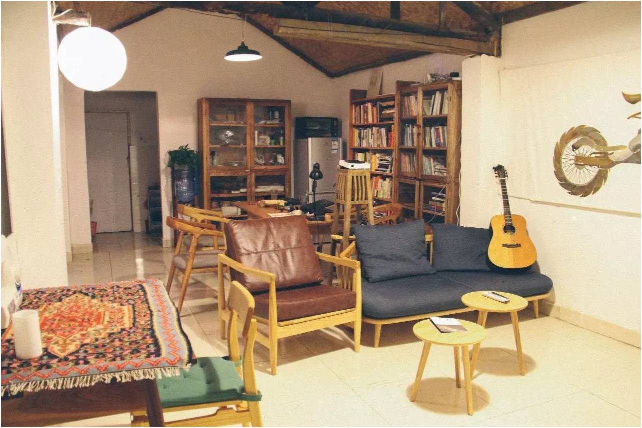 4个月9000元，三个90后把城里的破败院落，徒手改造成家理想的模样